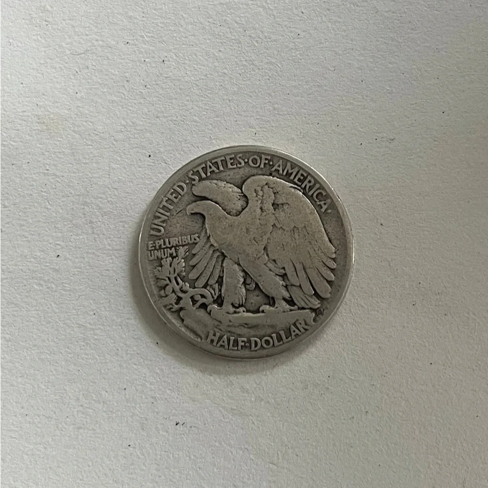 1942 Liberty Half Dollar No Mint Mark 90% Silver - Picture 2 of 3